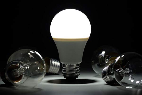 بهبود سیستم روشنایی محل کار یا زندگی با LED