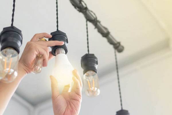 لامپ‌ LED و سلامت انسان