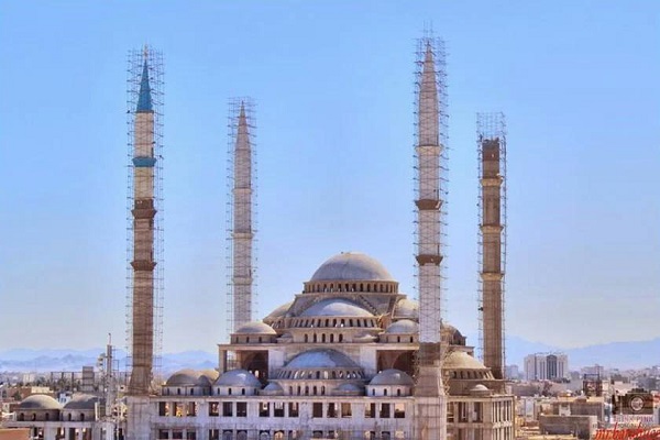 معماری داخلی مسجد مکی زاهدان