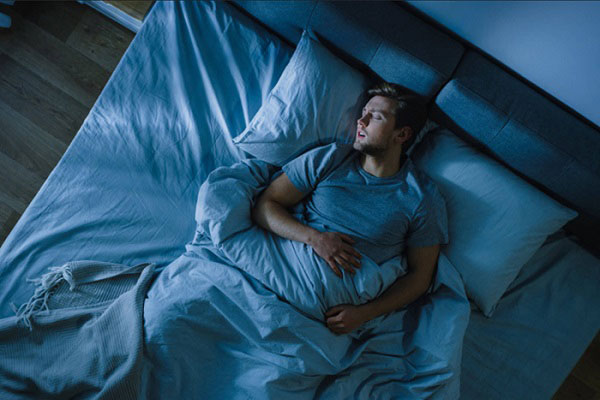 آیا خوابیدن در تاریکی، برای سلامتی خوب است؟